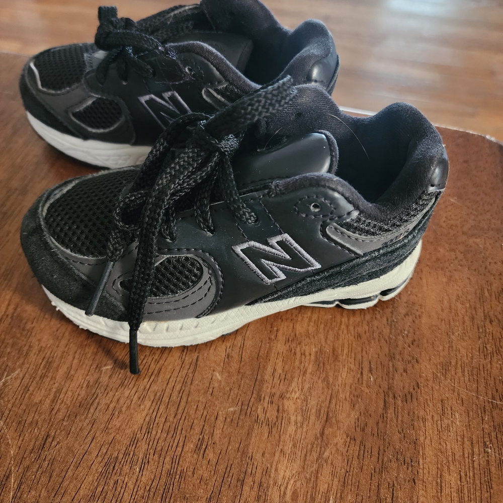 New Balance Kids Black and White Sneakers